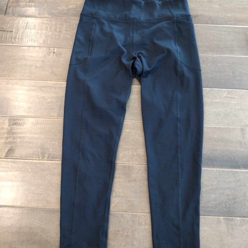 VICTORIA'S SECRET black High Rise Leggings w/ Phone side pocket, M - Picture 4 of 9